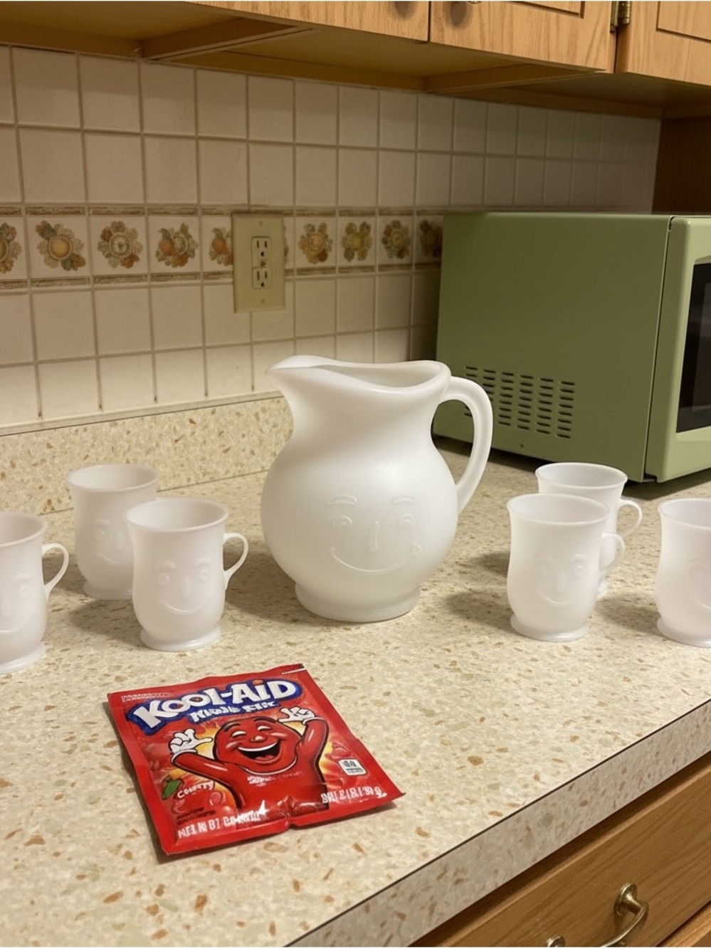 Vintage Kool-Aid Pitcher & 9 Cup Set – White Frosted Glass, Rare Complete
